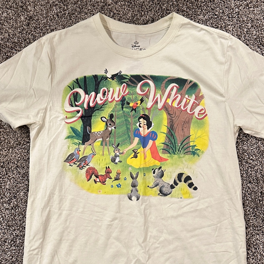 Disney’s Snow White tshirt